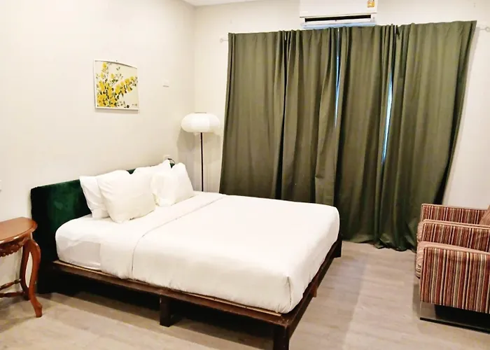 Xx Casa Yaowarat กลางเยาวราช
